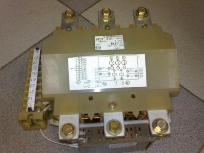 Контактор КВ 1-160-3 220В